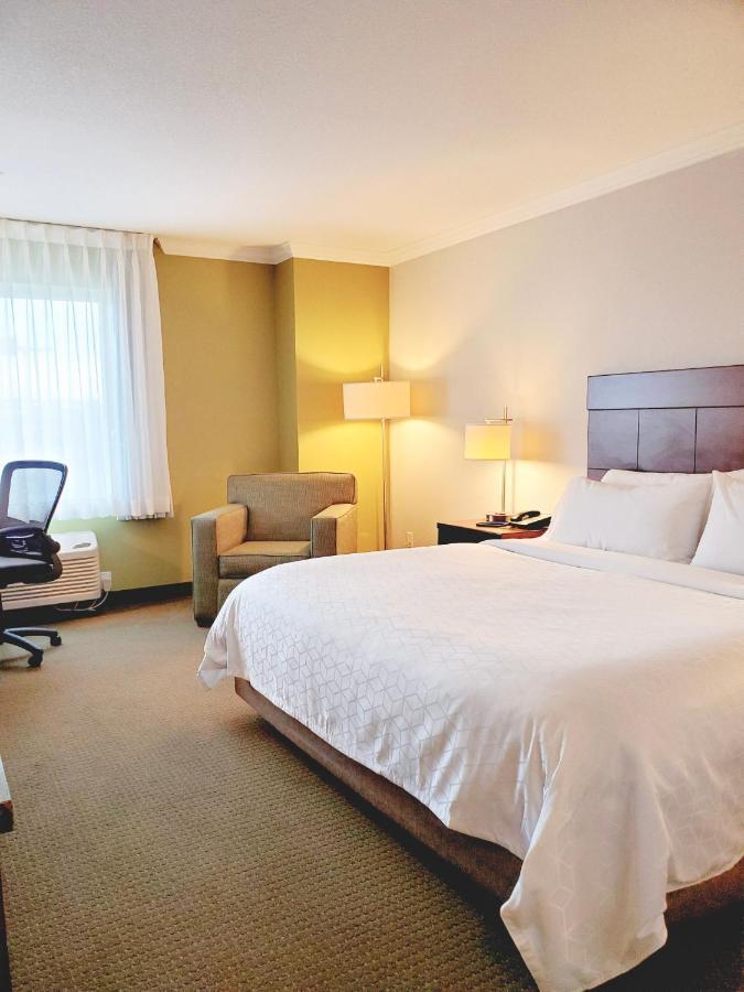 Executive King Room - Disability Access Tub/Non-Smoking