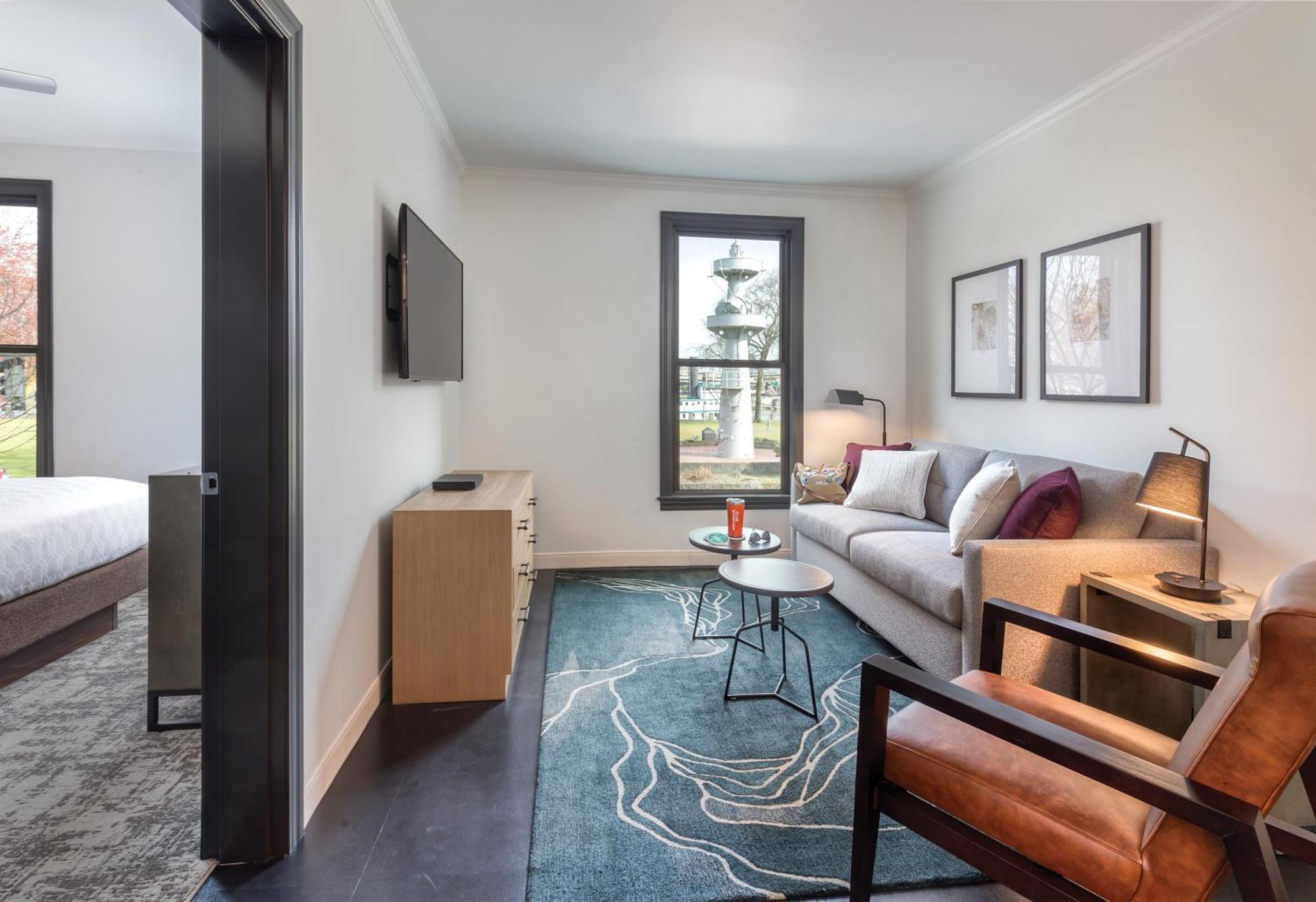 One-Bedroom Suite