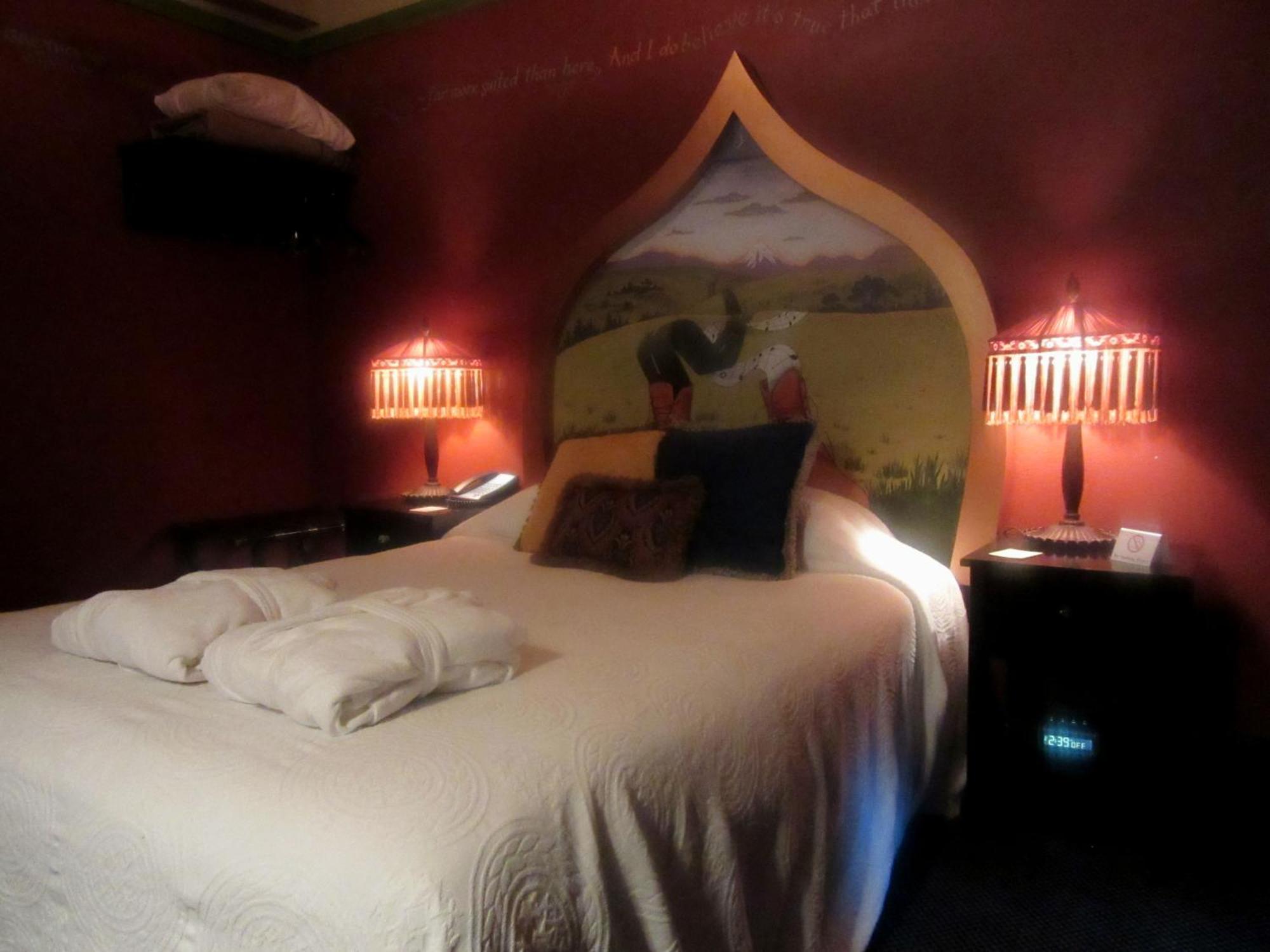 Queen Room