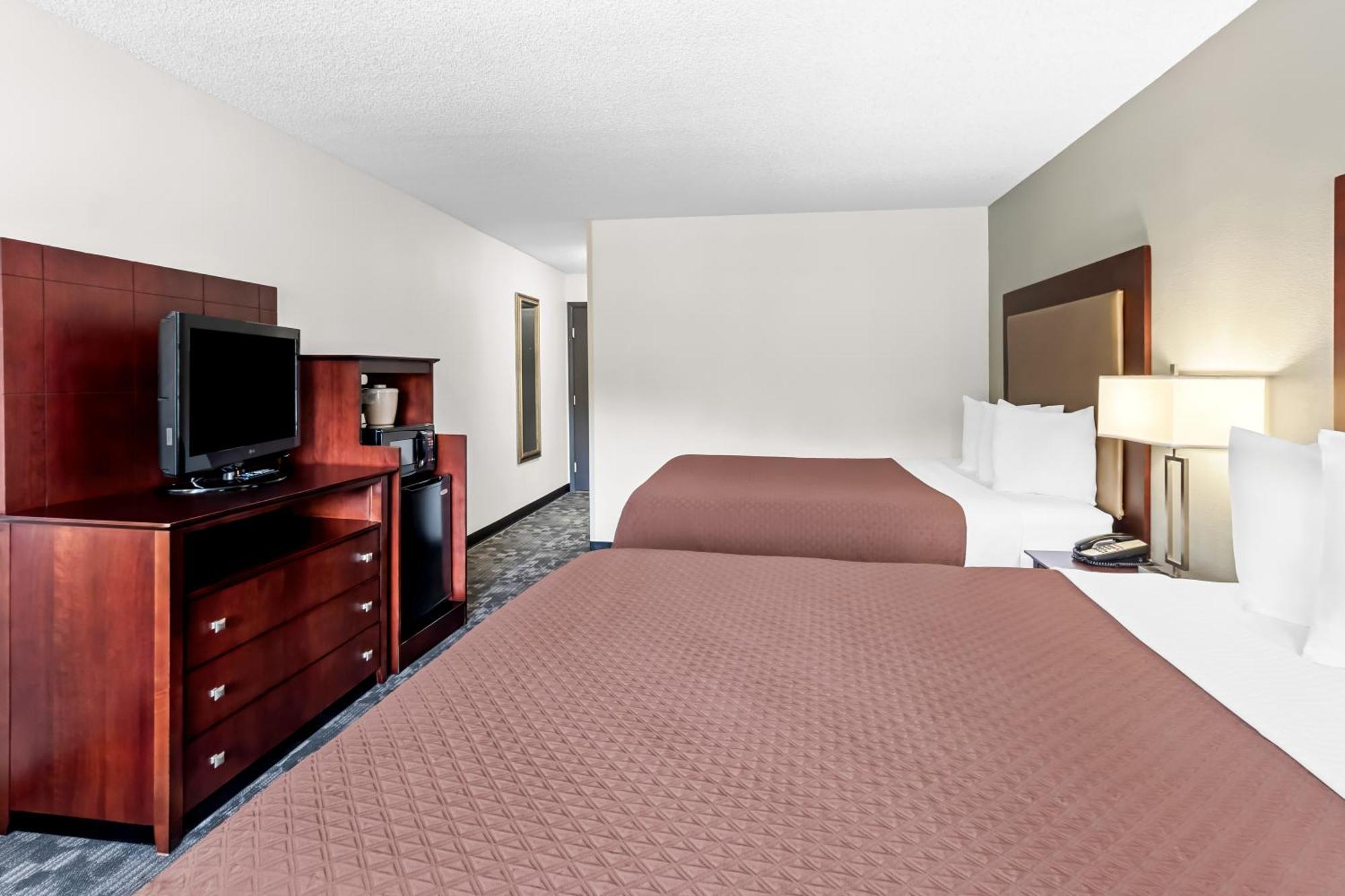 Standard Queen Room Two Queen Beds