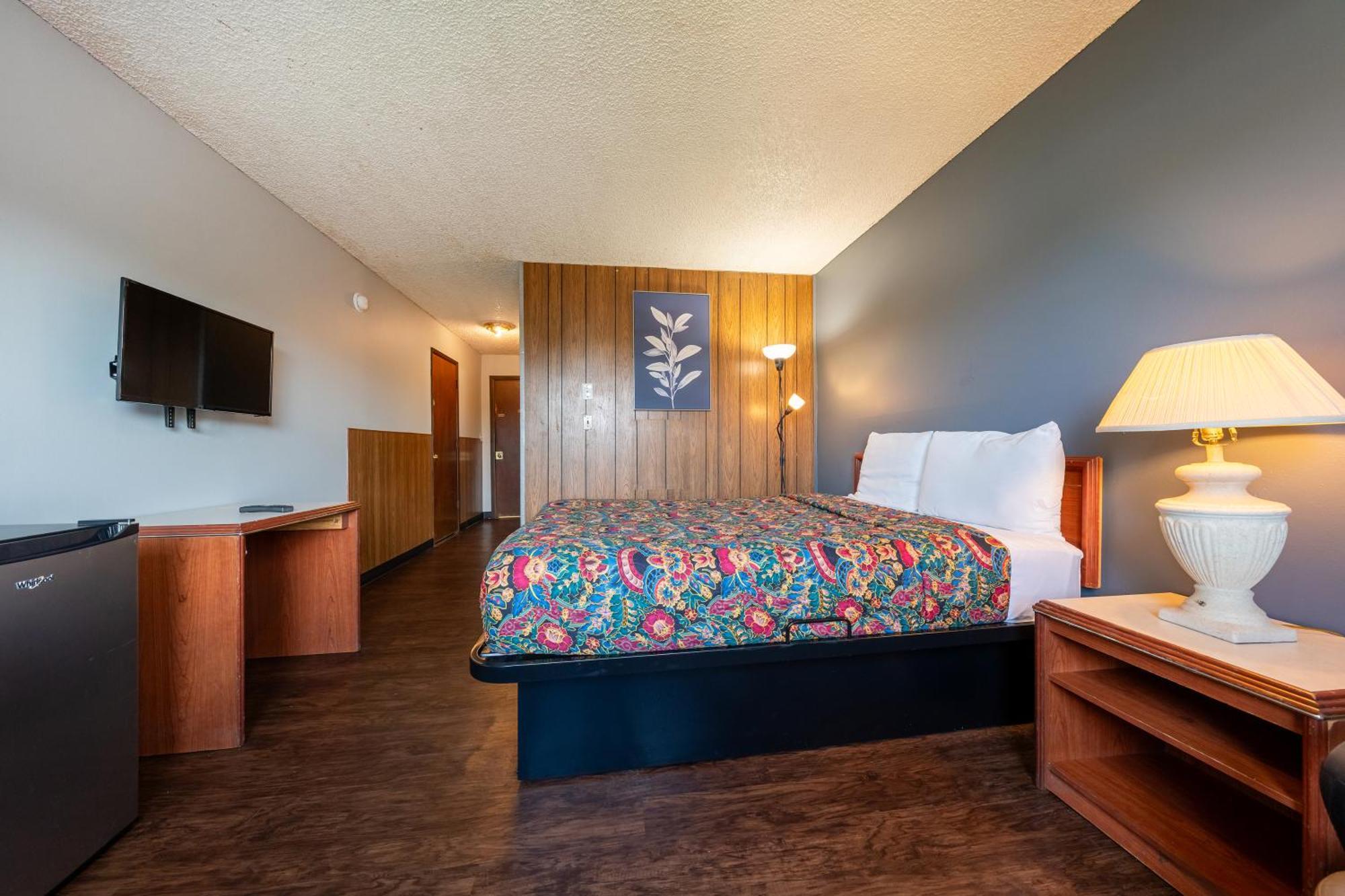 Queen Bed