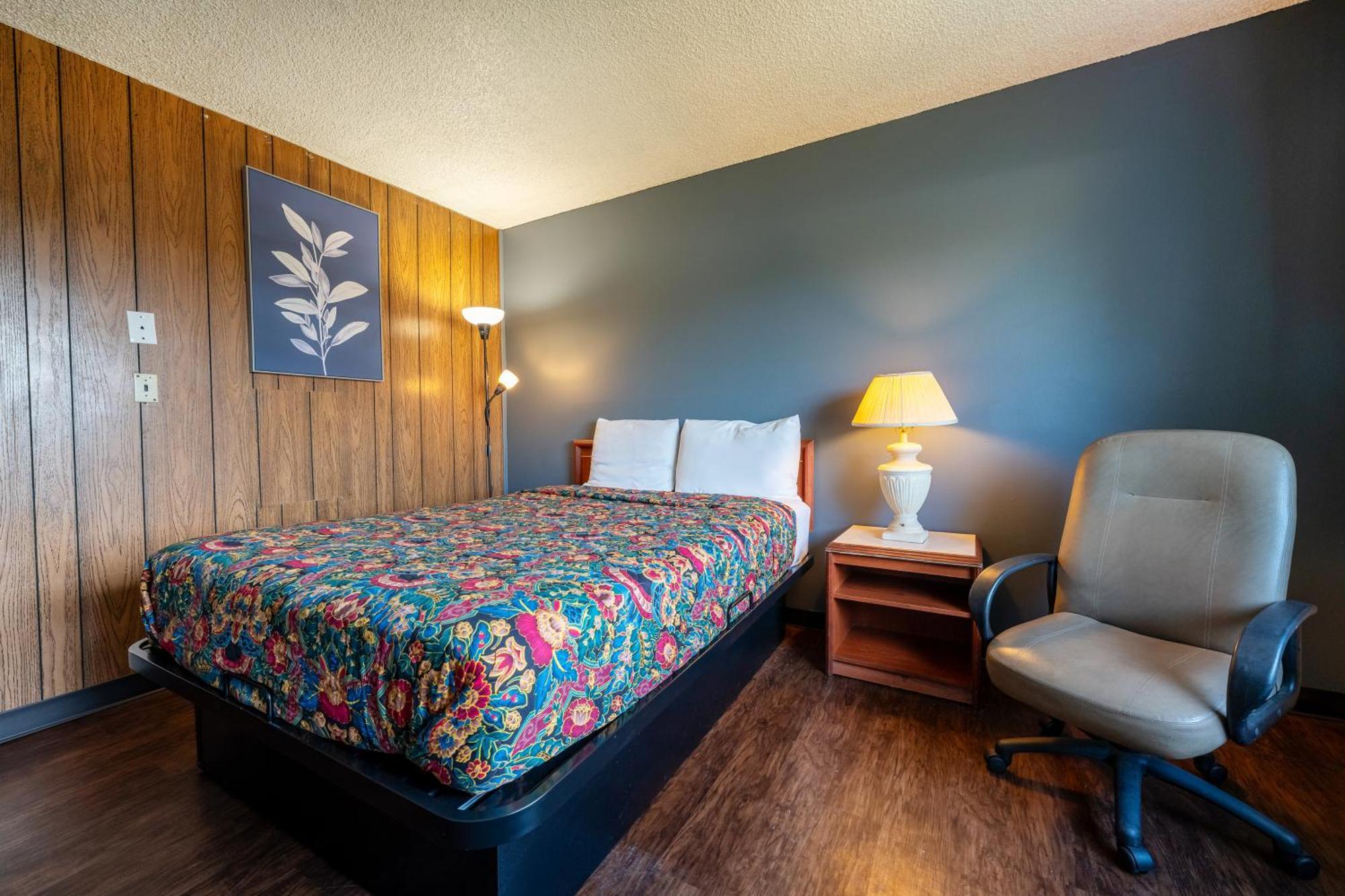 Queen Bed