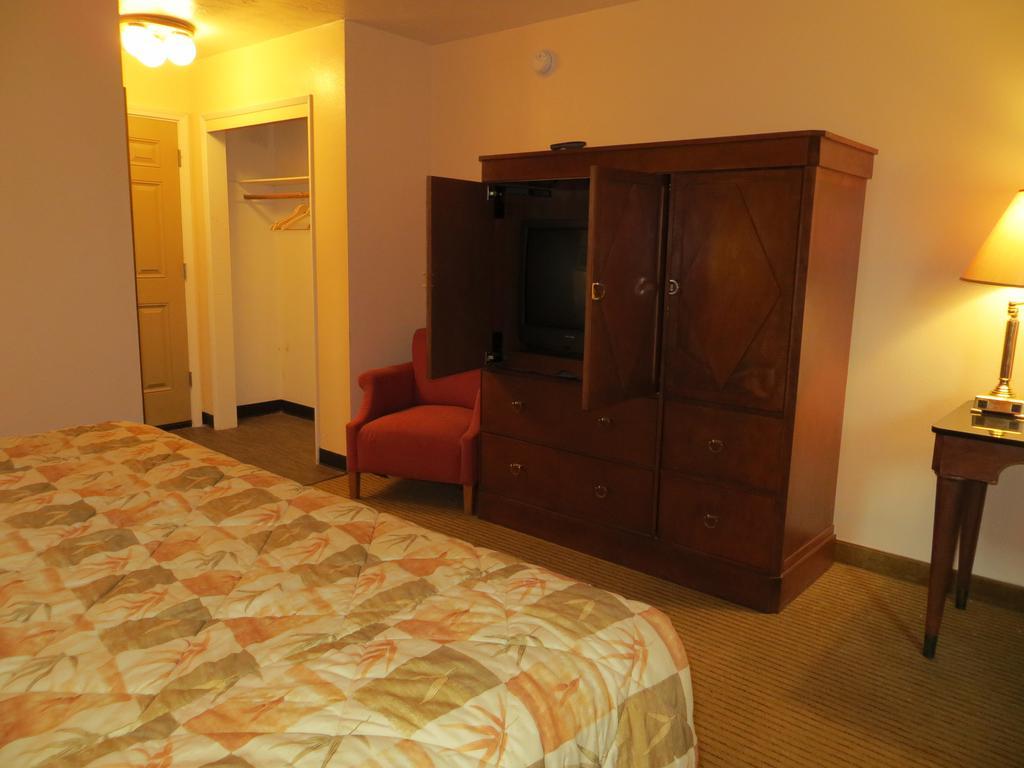 King Room Non-Smoking