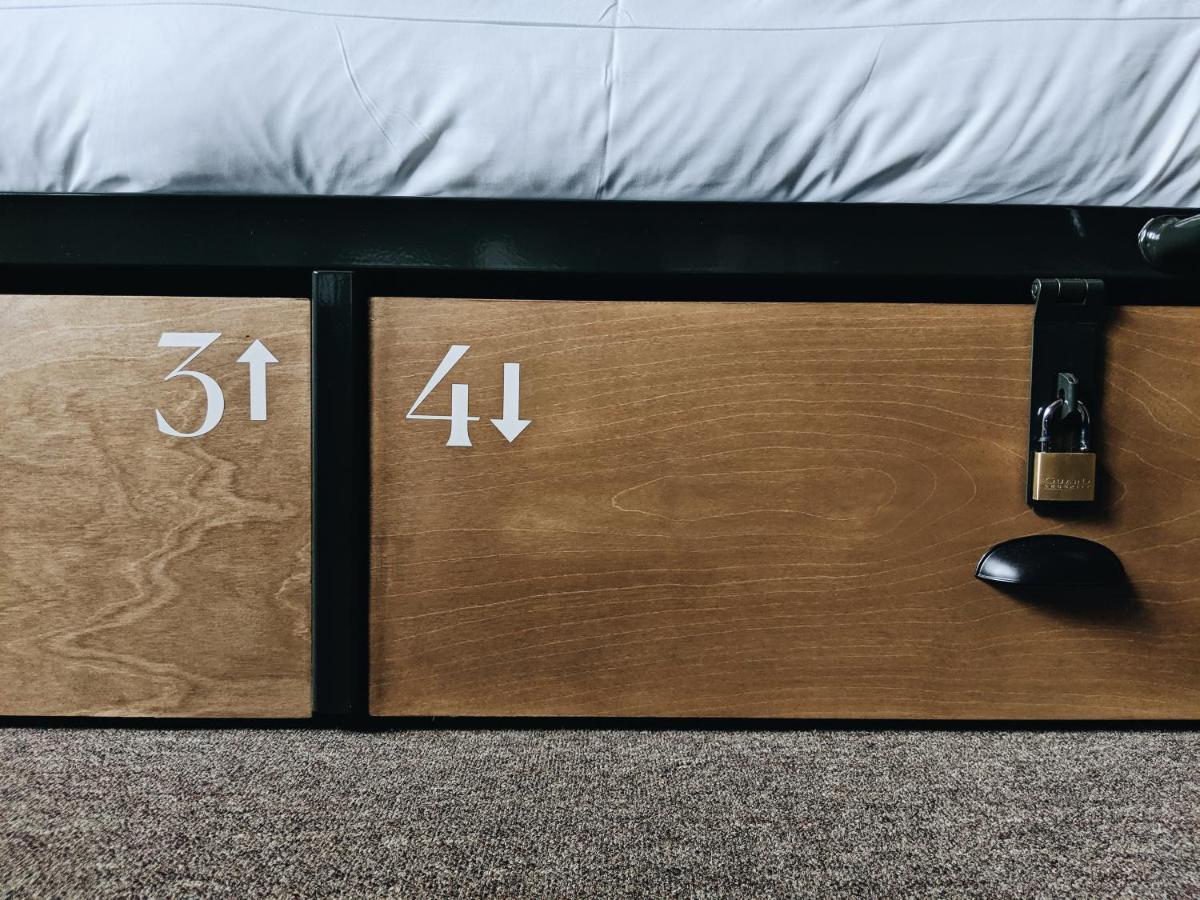 Bunk Bed Mixed Dormitory Room