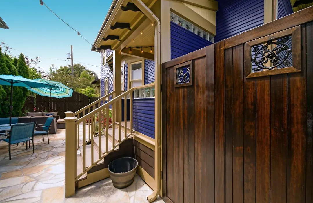 Patio Suite Sleeps 1 To 2 Patio Gas Fire Pit-1