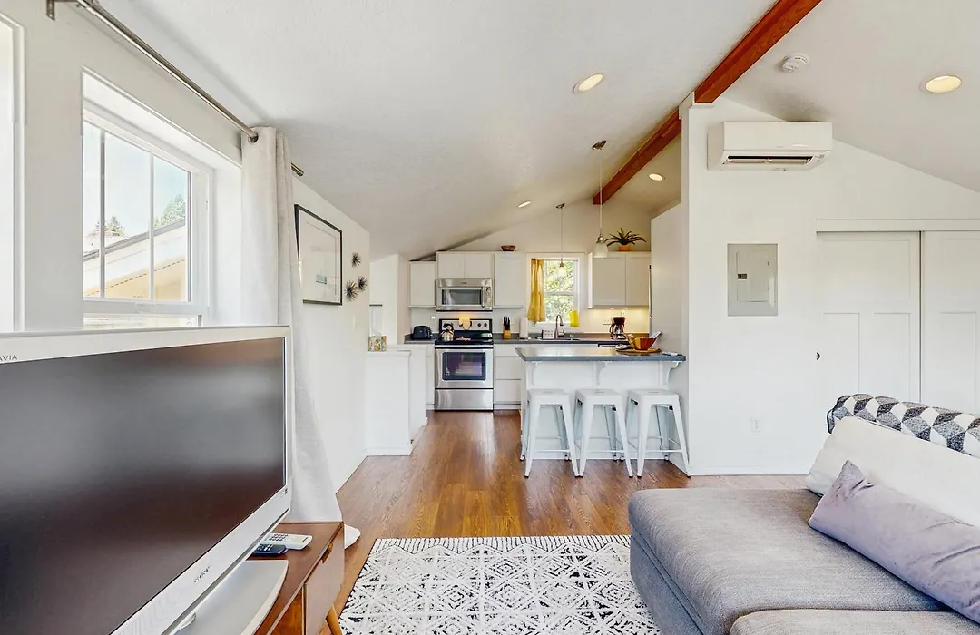 New Portland Neighborhood Studio-1
