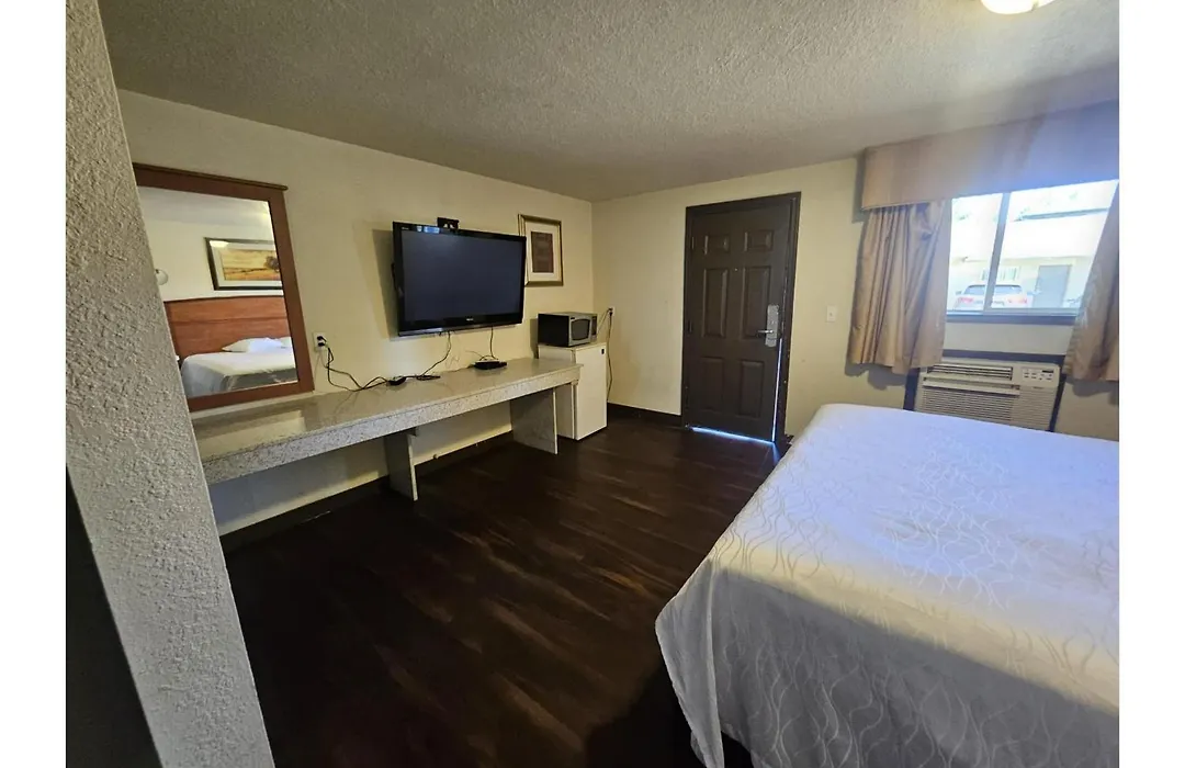 Del Rancho Motel By Townhouse Portland Or Hwy 205-1
