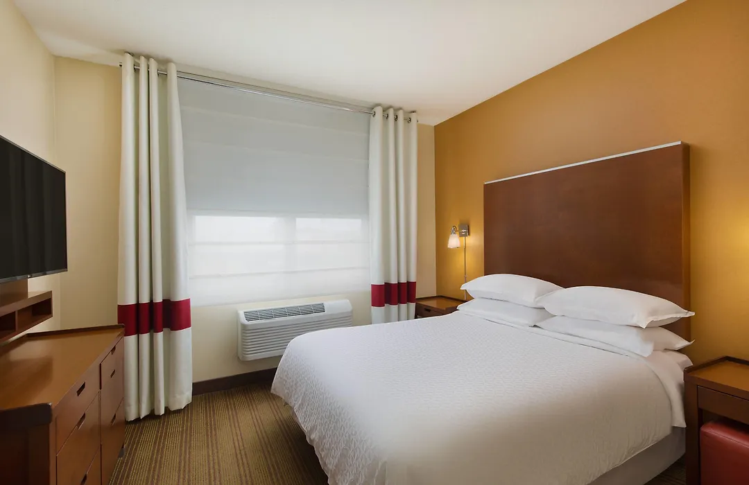 Four Points By Sheraton Portland East-1