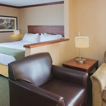 Holiday Inn Express Hotel & Suites Portland-Northwest Downtown By Ihg-3