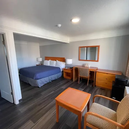 Holiday Motel-2