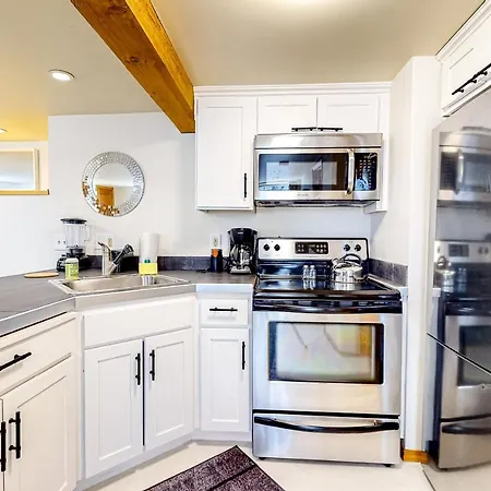 Cornflower Cottage-3