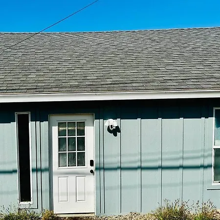Conveniently Located Guesthouse-2