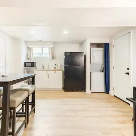Hawthorne House - Units A&B-2