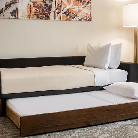 Springhill Suites Portland Airport-3