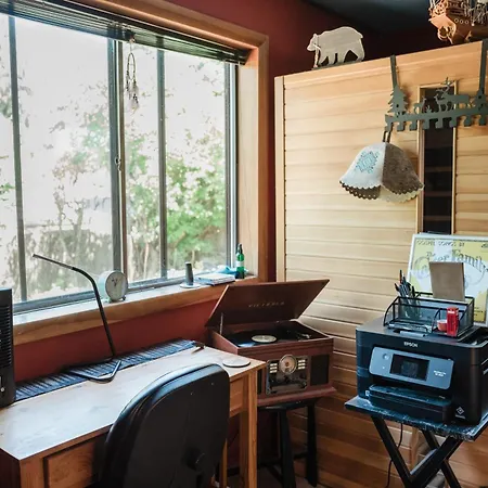 Southeast Portland Comfy & Eclectic Craftsman Home-3