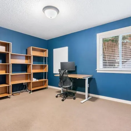Urban Ne Pdx 3Bd Home Plus Bonus Room, Fenced Yard And Garage-3