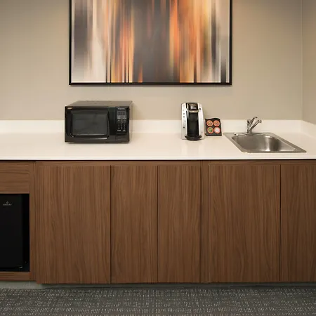 Courtyard By Marriott Portland North-3