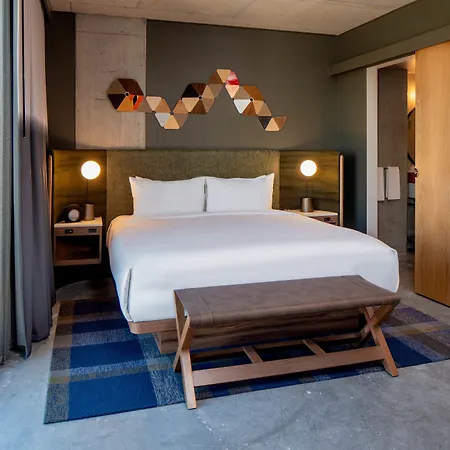 Hyatt Centric Downtown Portland-2