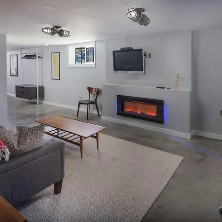 Southeast Portland Retreat-3